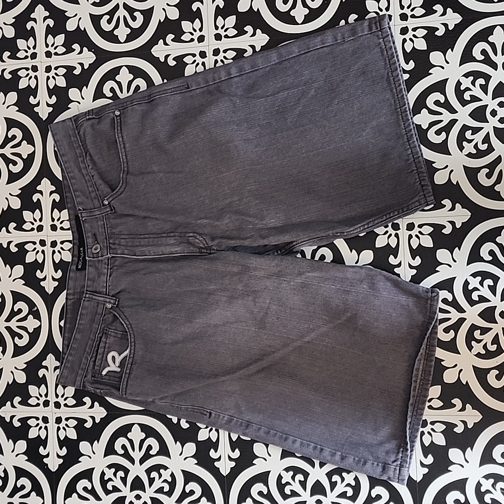 Rocawear men's gray shorts